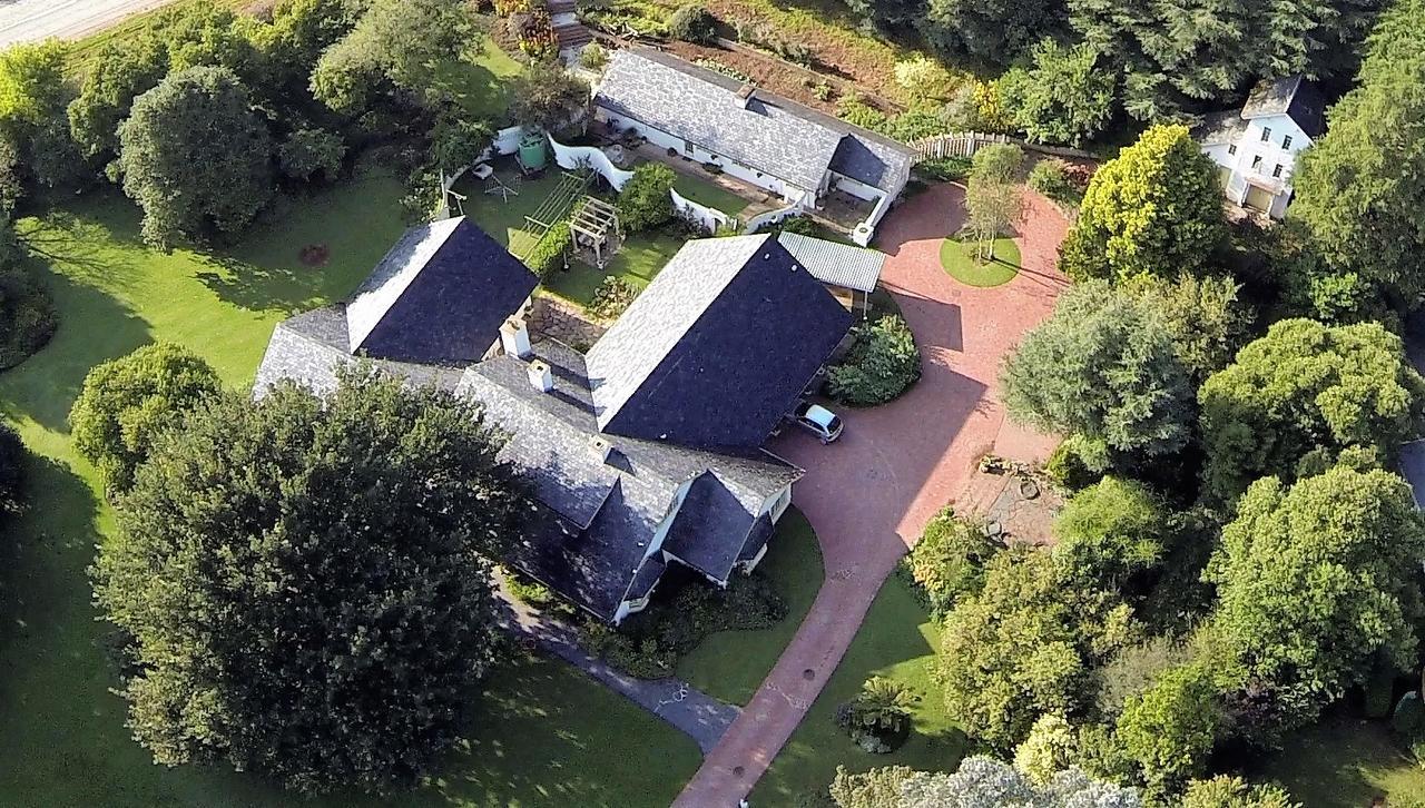 Cedar Garden Bed & Breakfast Ъндърберг Екстериор снимка