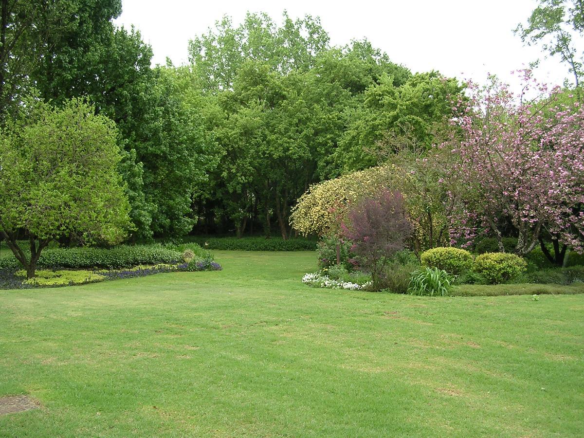 Cedar Garden Bed & Breakfast Ъндърберг Екстериор снимка